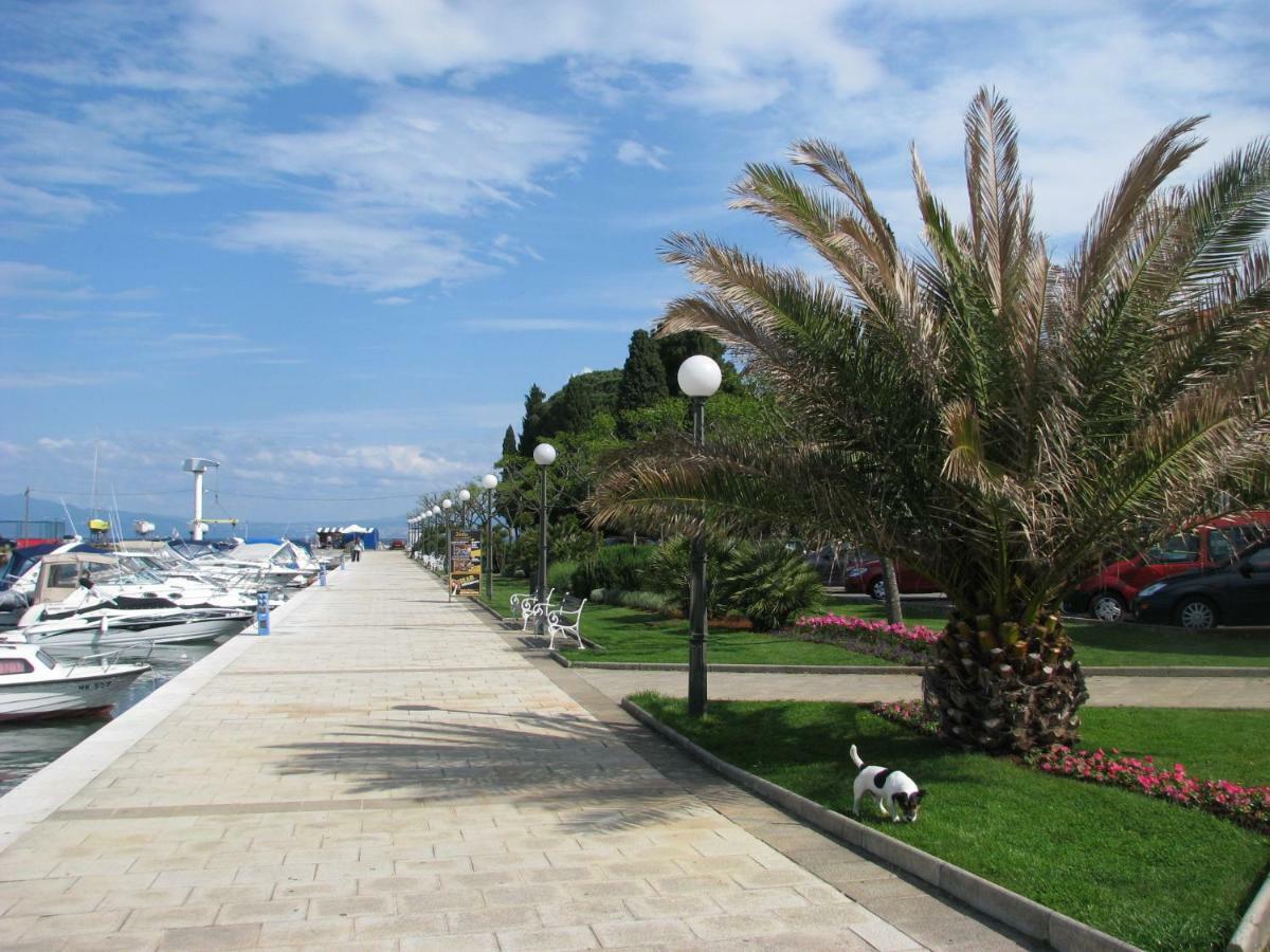 Holiday Home On Island Of Krk マリンスカ エクステリア 写真